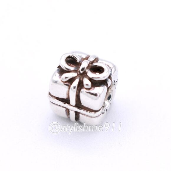 Authentic PANDORA Retired Present Charm - 790300 - Picture 7 of 9